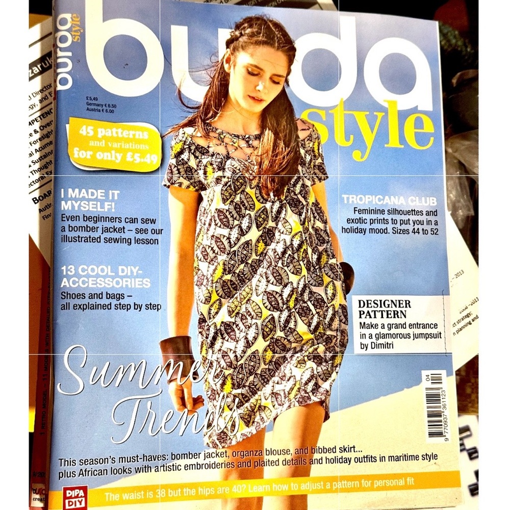 NEW Burda Style Magazine / 45 patterns + variations / April 2017